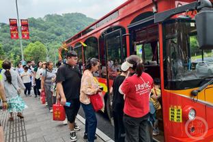 过去10场联盟攻防象限图：76人独一档 快船进攻效率第一